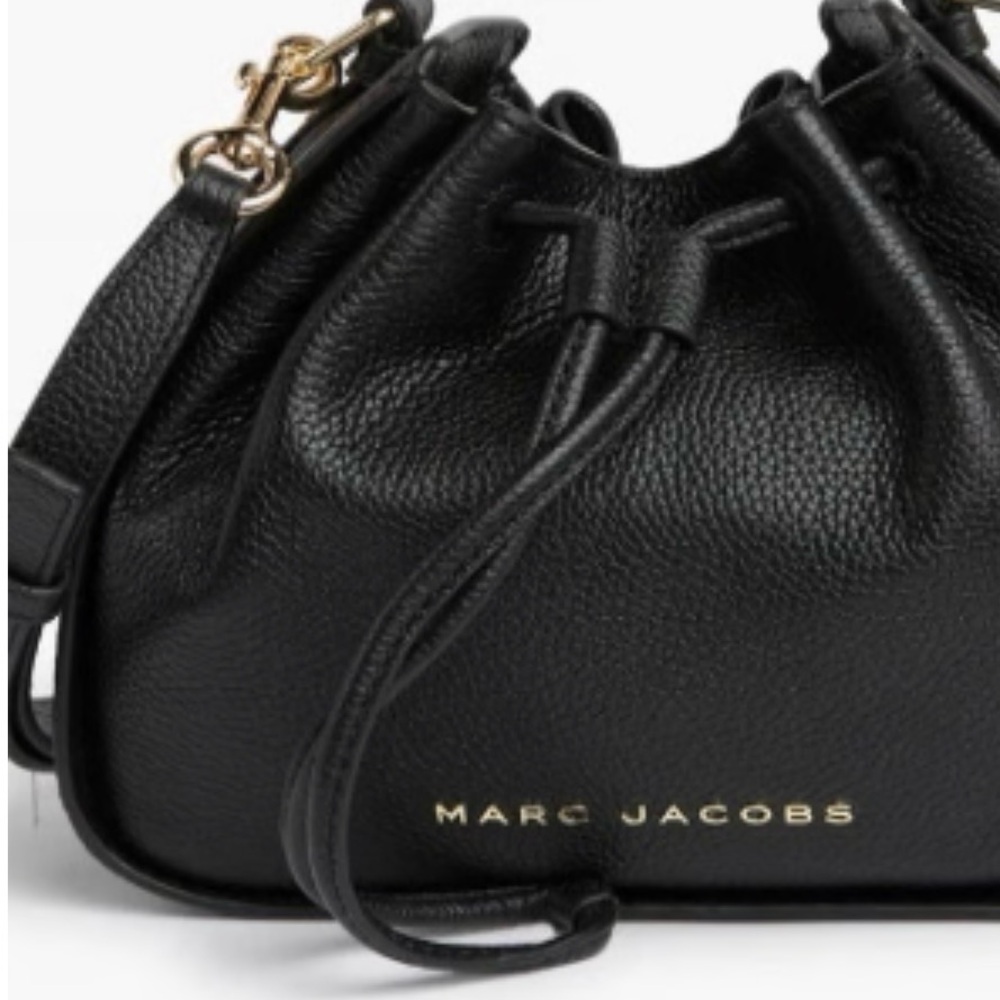 Marc Jacobs Leather Drawstring Bucket Bag Crossbody Adjustable Black Purse NWT